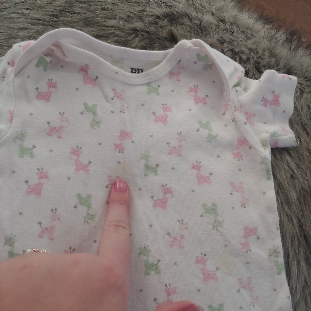 5/$25 • L&D • girls infant pink geeen giraffe onesie short sleeve spring [12M]